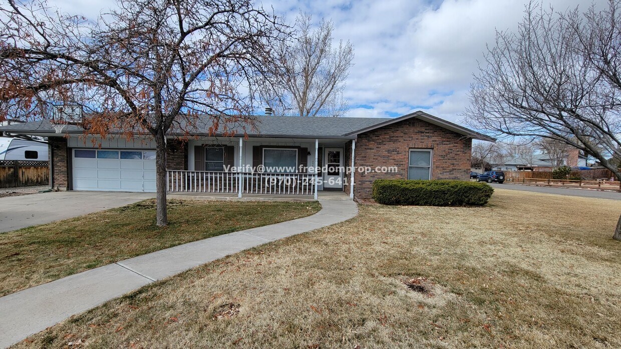 Established 3 bedroom 2 bath home - Established 3 bedroom 2 bath home