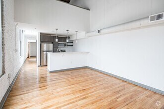 Building Photo - 1809 E Franklin St