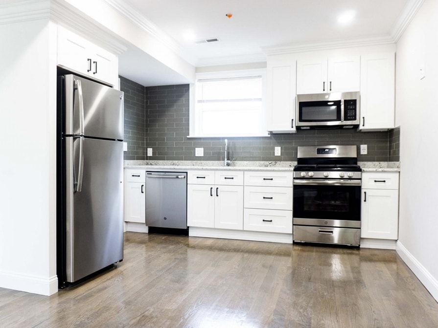 Foto principal - 1584 Tremont St