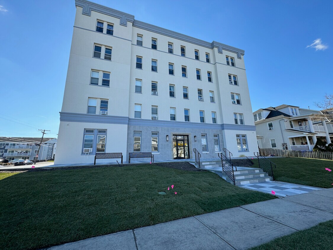 201 LaReine Apartments in Bradley Beach, NJ