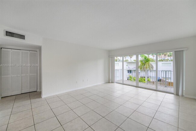 Building Photo - 7737 SW 88th St