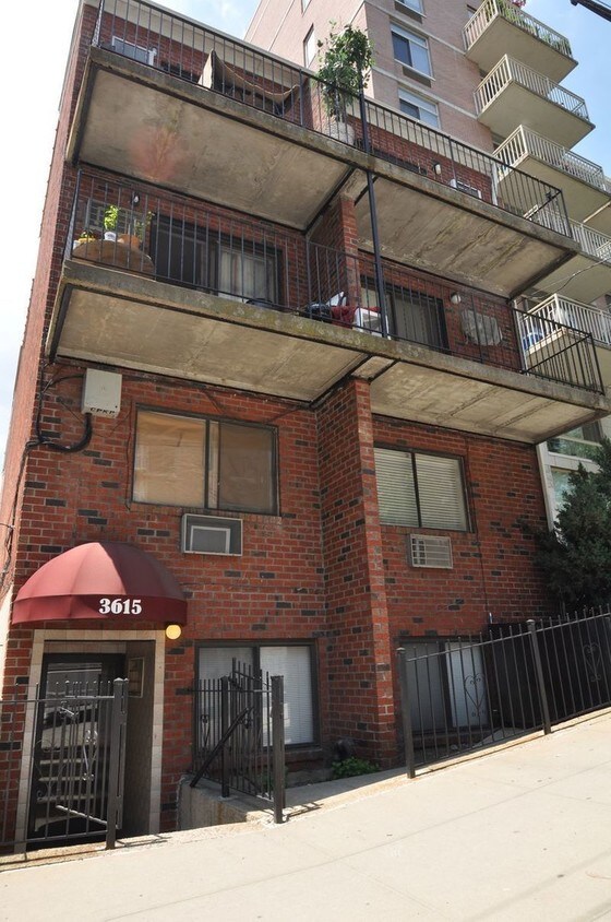 Primary Photo - 3615 Oxford Ave