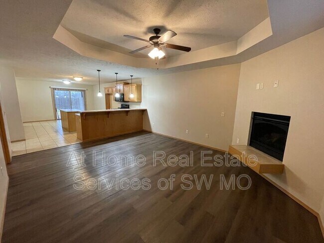 Foto del edificio - 2173 E Hamilton St