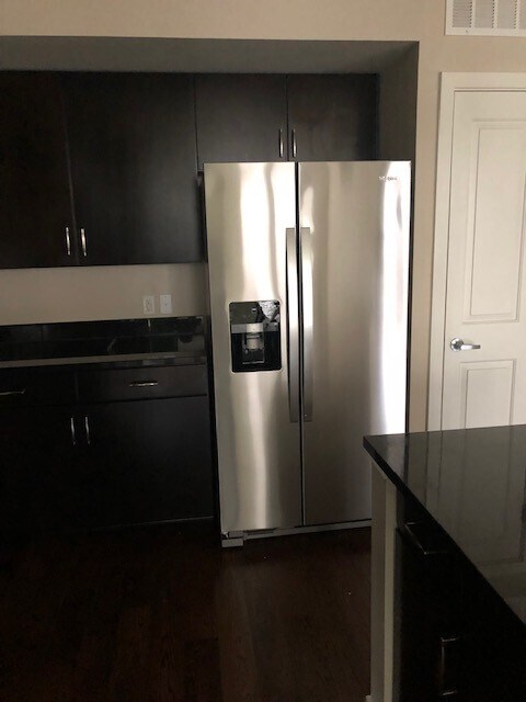 Building Photo - Gorgeous 1 Bedroom 2 Bath With Great Access to Rt 36