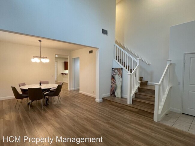 Building Photo - 4 br, 2.5 bath House - 3176 Muir Trail Dr.