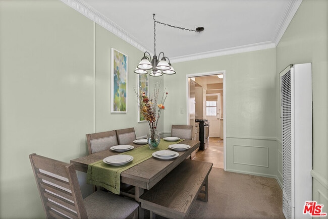 Building Photo - 831 Austin Ave