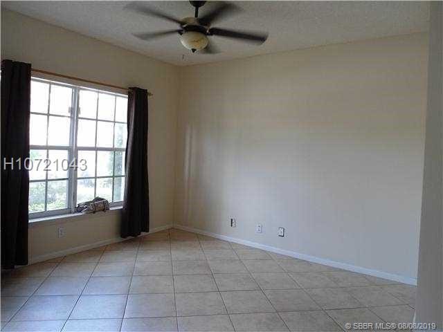 Building Photo - 9990 NW 56th Pl