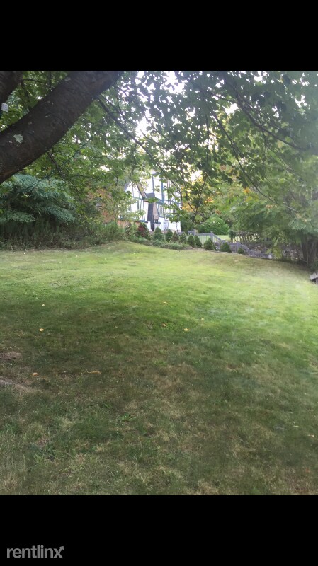 Foto del edificio - 3 br, 1 bath House - 34 Rogers Drive