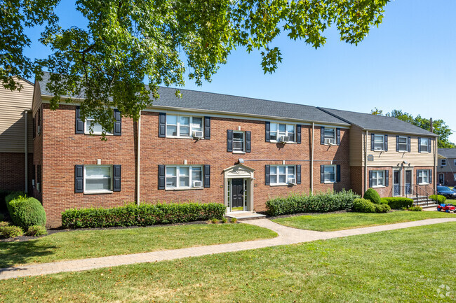 Haddon Hills Apartments - Apartments in Haddonfield, NJ | Apartments.com