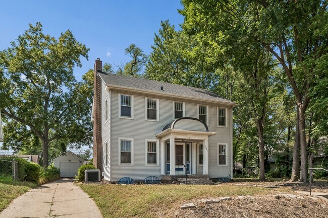 Building Photo - 3514 N 45th Ave