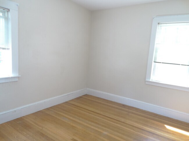 bedroom 3 - 248 S Main St