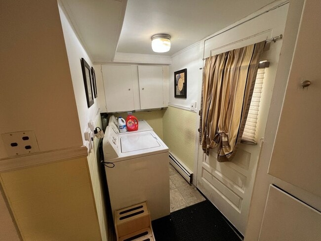 Building Photo - 25 Park Ave