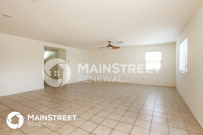 Foto del edificio - 25399 W Lincoln Ave