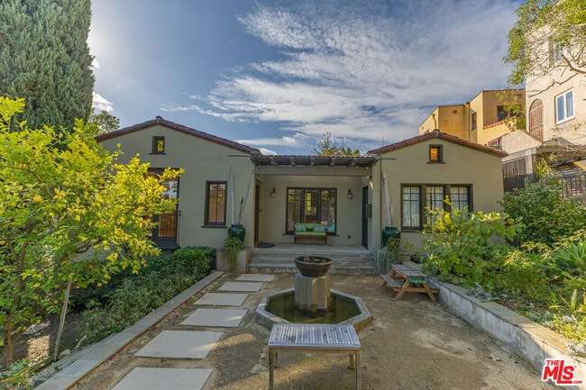 Foto del edificio - 3234 Ettrick St