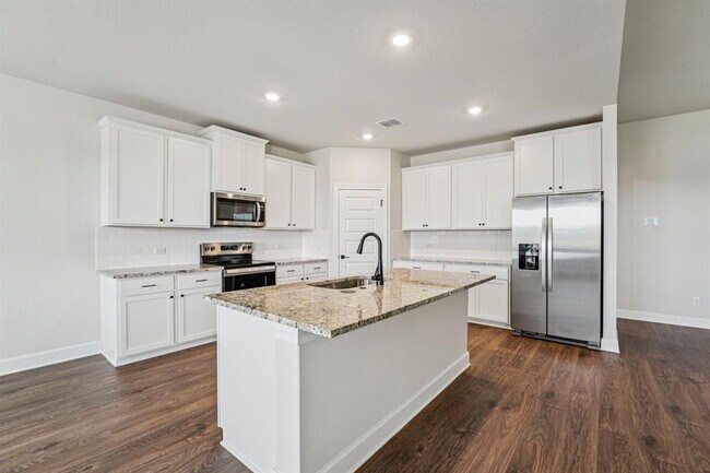 Building Photo - 501 W Luna Blue Ln