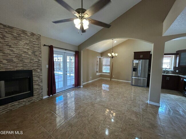 Foto del edificio - 8482 Paddlefoot Ln
