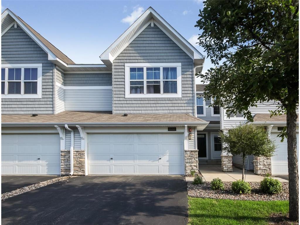 15594 Crab Apple Ln, Eden Prairie, MN 55347 Townhome Rentals in Eden
