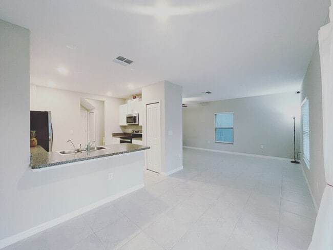 Photo - Like New Home For Rent in Touchstone!