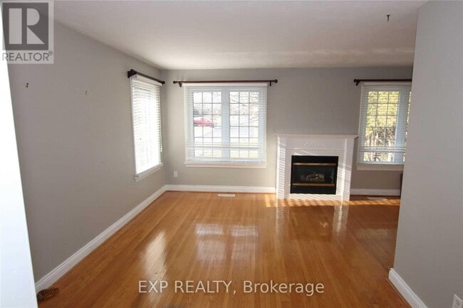 Building Photo - 805 Glengrove St