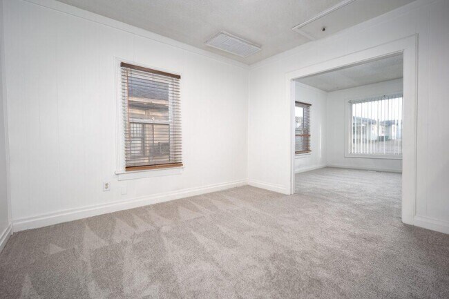 Foto del edificio - 1013 NW 45th St