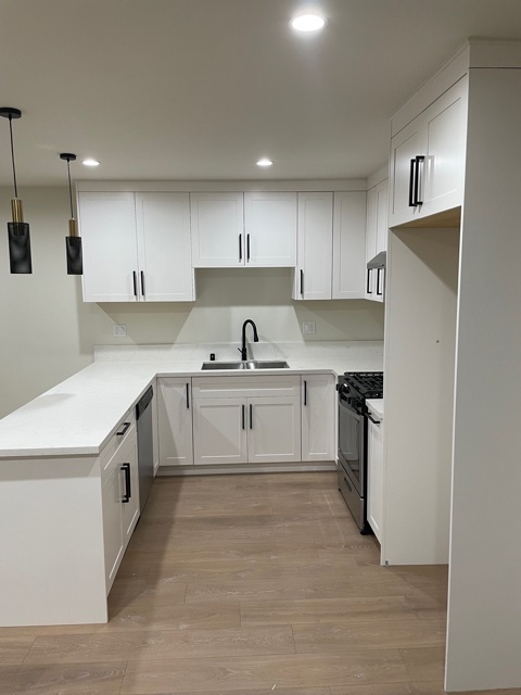 Building Photo - 13018 Valleyheart Dr