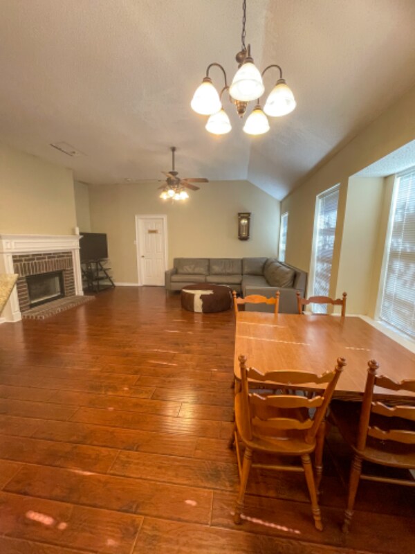 Building Photo - 2420 Creek Crossing Ct