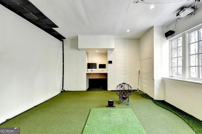 Building Photo - 2950 Slaton Dr NW