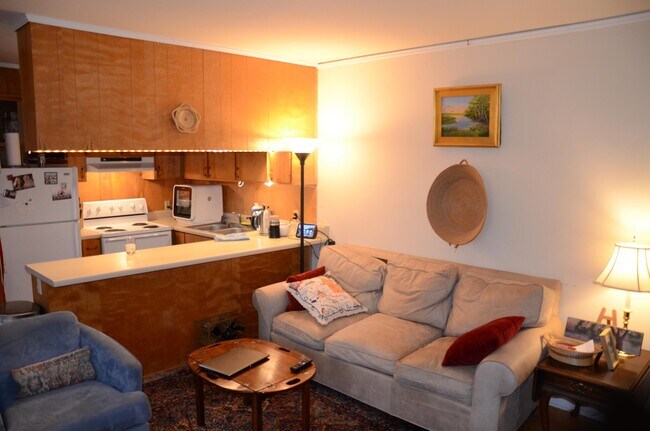 Foto del edificio - 210 Westview Dr