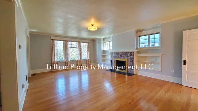 Building Photo - 1815 SE 34th Ave