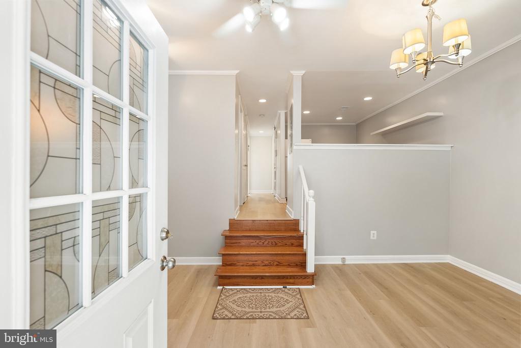 Foto principal - 5107 MacArthur Blvd