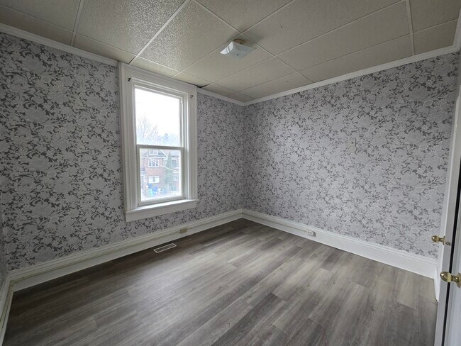 Photo du bâtiment - 550 Aylmer St N