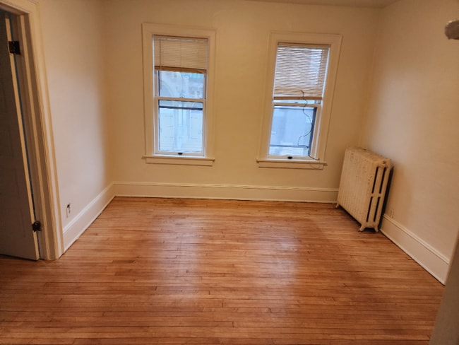 Foto del edificio - 832 E Clarke St