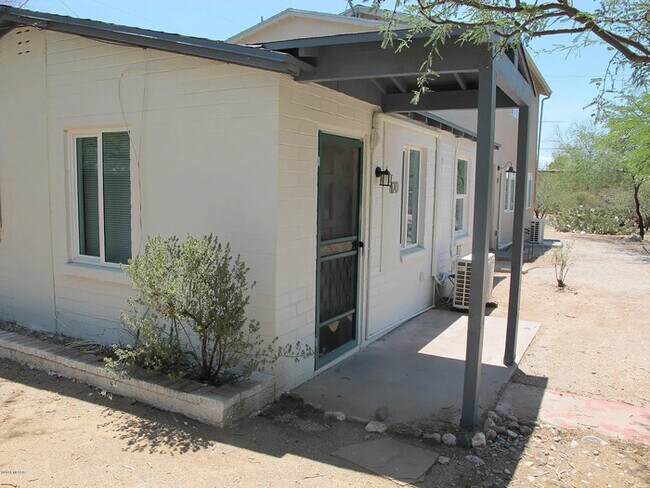 Foto del edificio - House for Rent