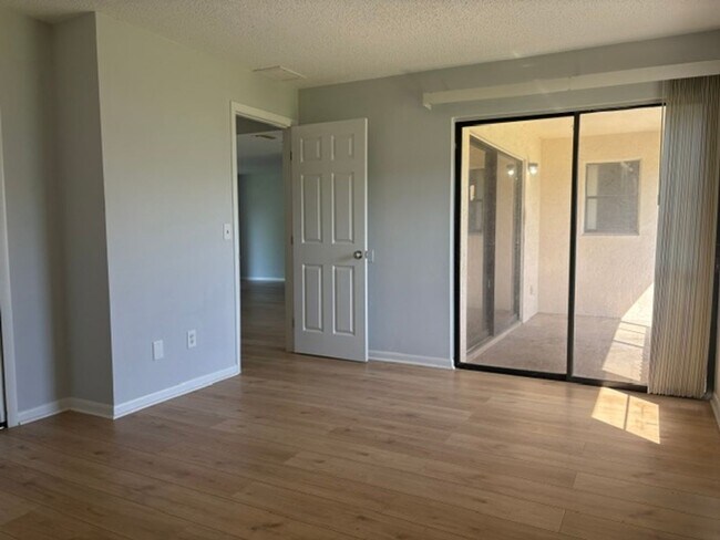 Foto del edificio - 1110 SE 9th Ct