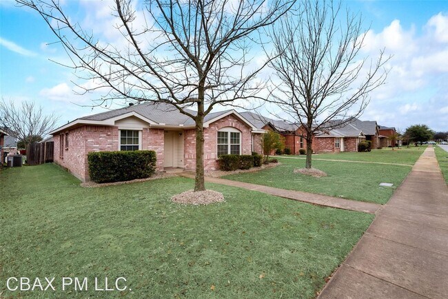 Building Photo - 3 br, 3 bath House - 2946 Midbury Dr