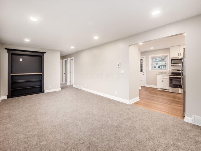 Foto del edificio - 2475 Swansea Rd