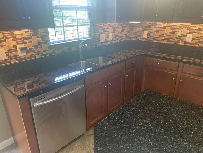 Building Photo - 109 Gupton Ct