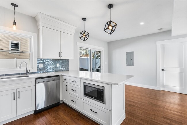 Building Photo - 40 Seaview Ave