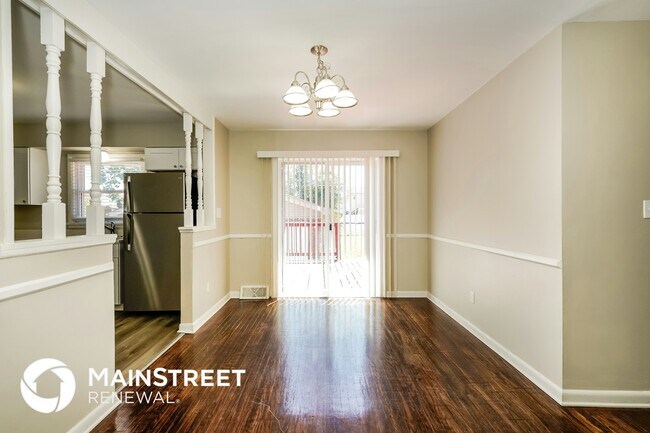 Foto del edificio - 4401 Charlotte Ann Dr