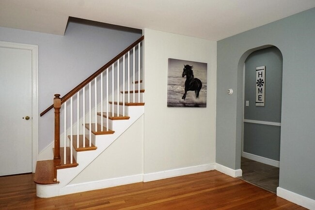 Stairs - 136 Clay St