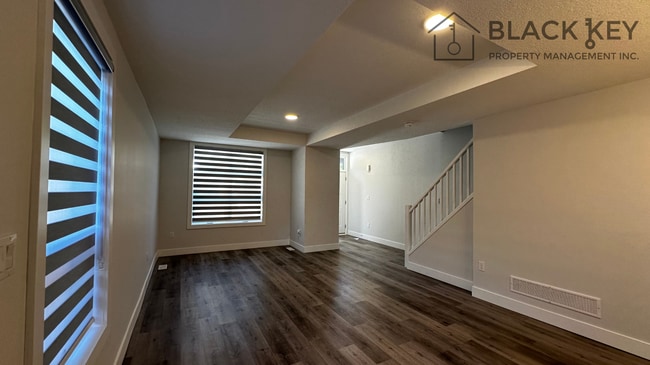 Building Photo - 449 Grey St