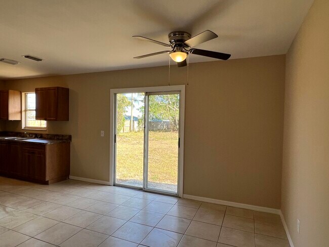Foto del edificio - 970 SW Whittier Terrace