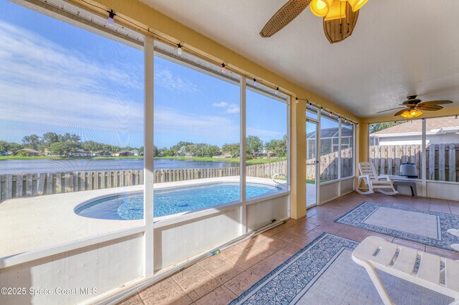 Foto del edificio - 4540 Bellaluna Dr