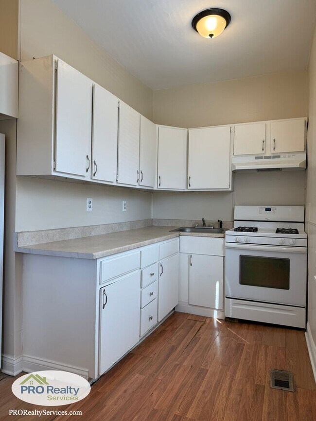 Foto del edificio - 3245 Cedar Ave S