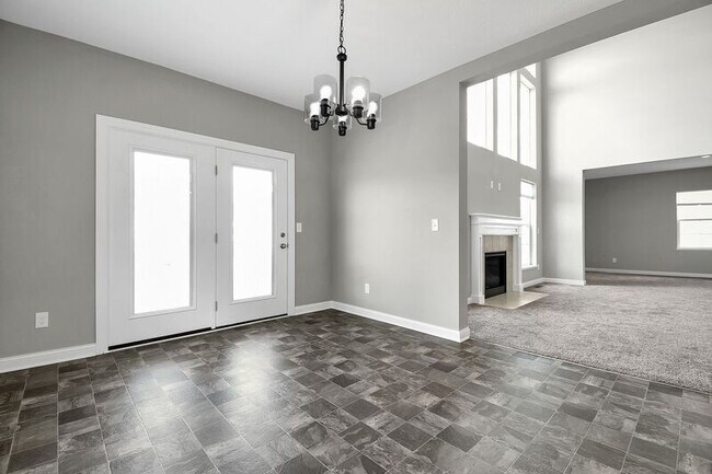 Building Photo - 568 Wellington Cross Drive
