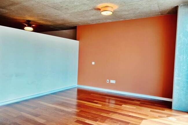 Foto del edificio - 400 W Peachtree St NW