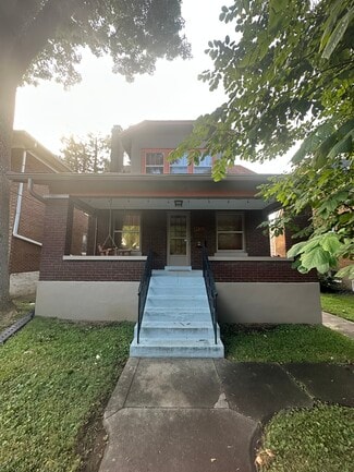 Building Photo - 2203 Wrocklage Ave