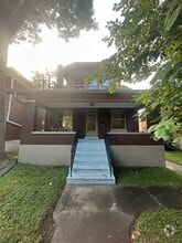 Building Photo - 2203 Wrocklage Ave