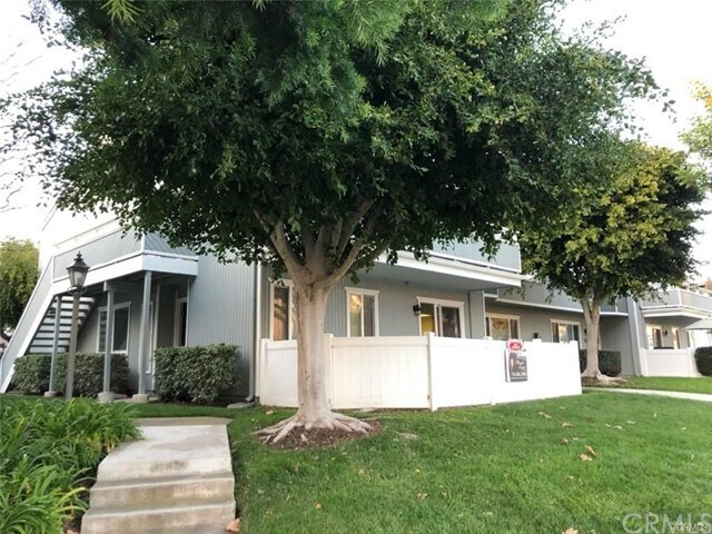 Primary Photo - 34 Seascape Dr