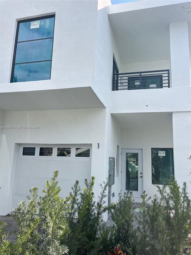 Foto del edificio - 2511 Pierce St
